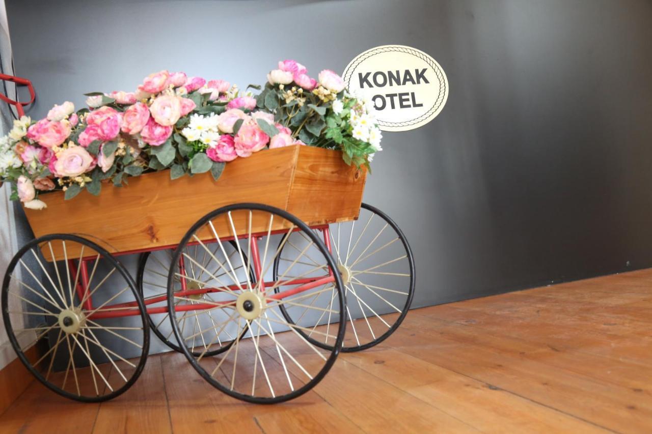 Yali Konak Butik Otel Golcuk Exterior foto